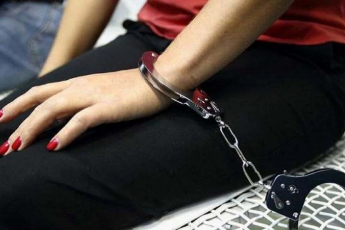 Rusiyada tutulan azərbaycanlı qadın məmur nə qədər pul mənimsəyib? - YENİLƏNİB Rusiyada tutulan azərbaycanlı qadın məmur nə qədər pul mənimsəyib? - YENİLƏNİB
