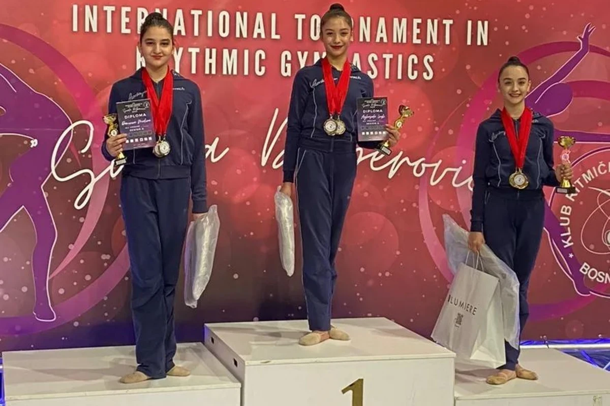 Azərbaycan gimnastları beynəlxalq turnirdə 15 medal qazanıblar - FOTO Azərbaycan gimnastları beynəlxalq turnirdə 15 medal qazanıblar - FOTO