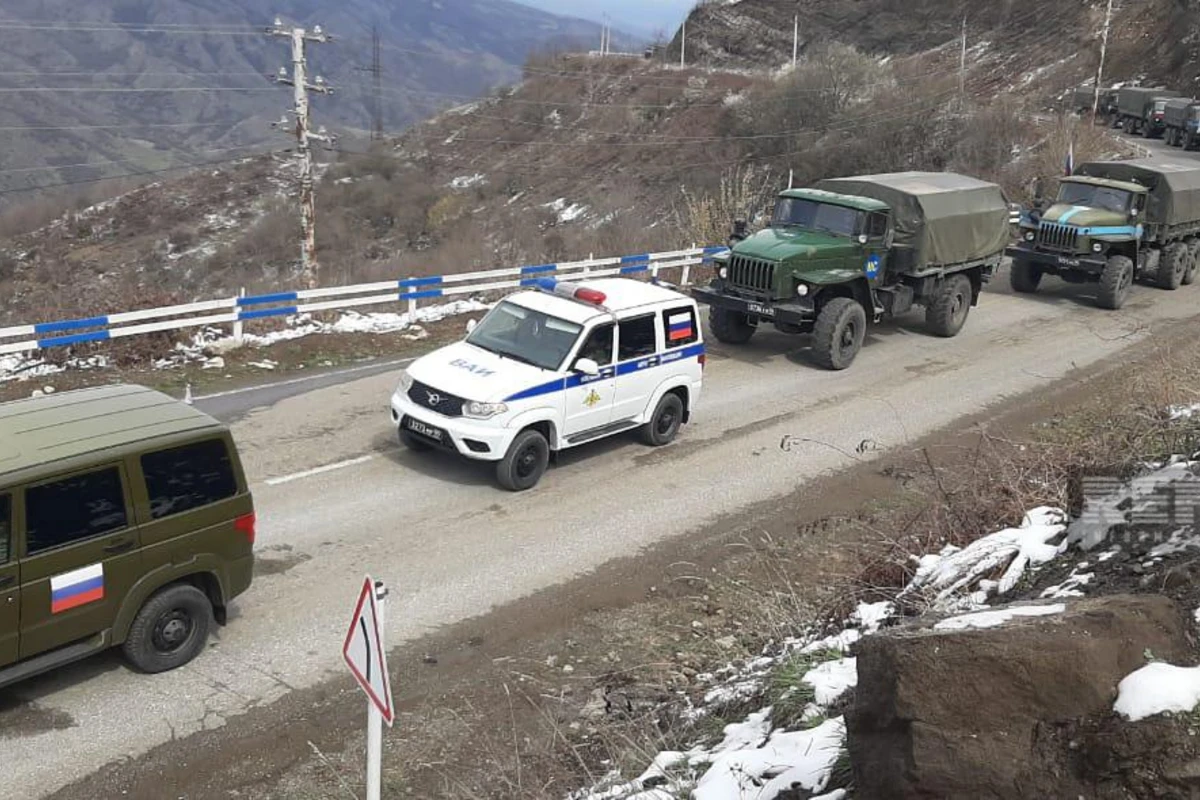 Xankəndi-Laçın yolunda sülhməramlıların avtomobilləri maneəsiz keçib – YENİLƏNİB + FOTO Xankəndi-Laçın yolunda sülhməramlıların avtomobilləri maneəsiz keçib – YENİLƏNİB + FOTO