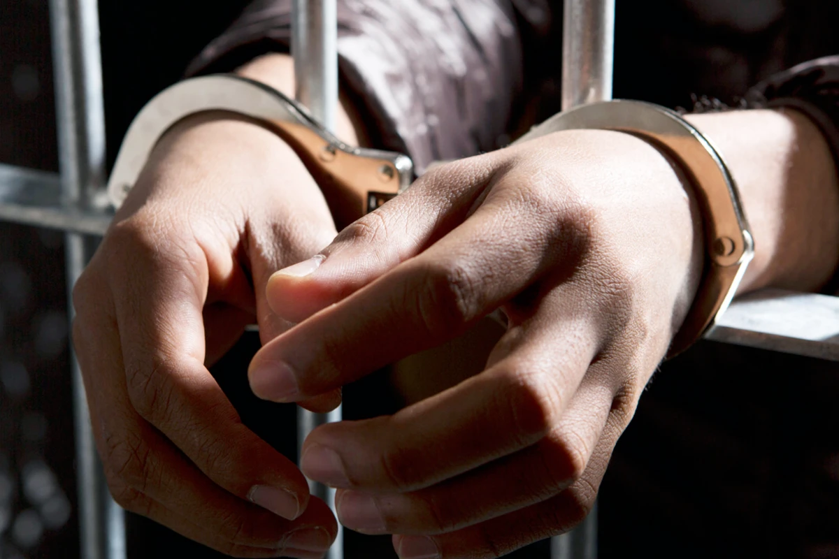 19 il əvvəlki qətlin üstü açıldı: Qadını öldürüb meyiti basdırıbmış