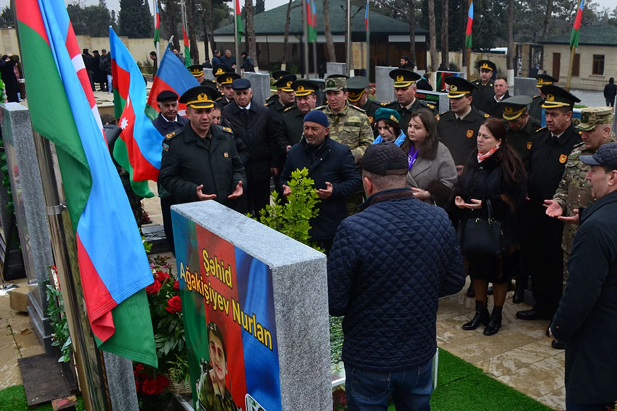 Şəhidin xatirəsinə həsr olunan anım mərasimi keçirilib - FOTO Şəhidin xatirəsinə həsr olunan anım mərasimi keçirilib - FOTO