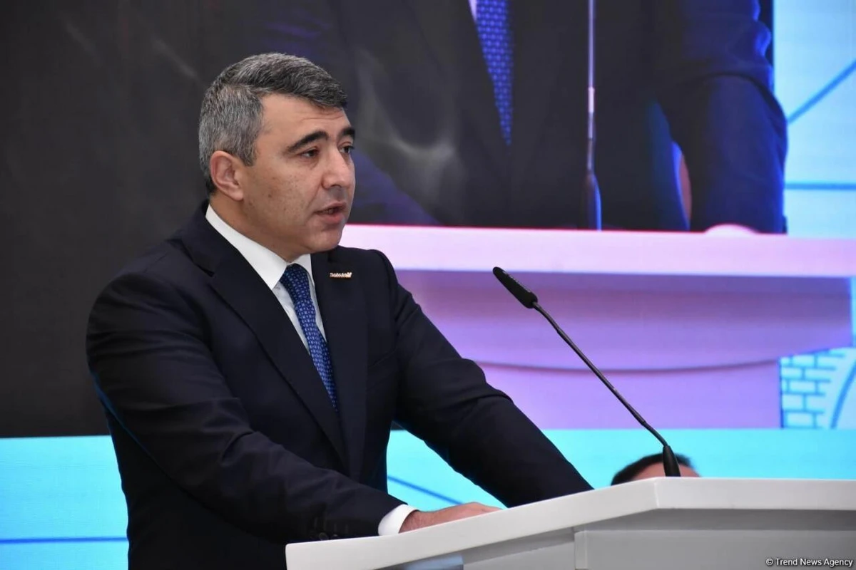 İnam Kərimov kollektivə təqdim olunub, vəzifəsinin icrasına başlayıb