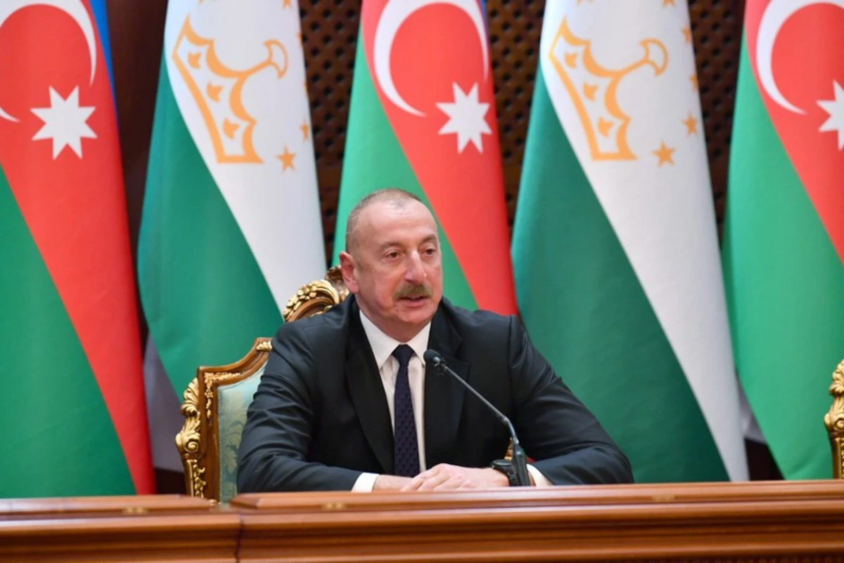 İlham Əliyev Tacikistan Prezidentini Azərbaycana səfərə dəvət edib