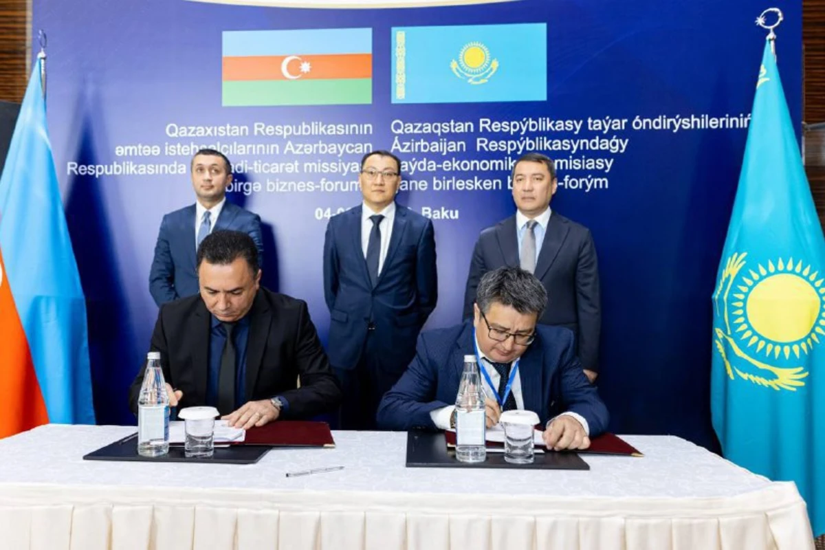 Azərbaycan və Qazaxıstan biznesmenləri arasında görüş: Yeni müqavilələr imzalandı - FOTO