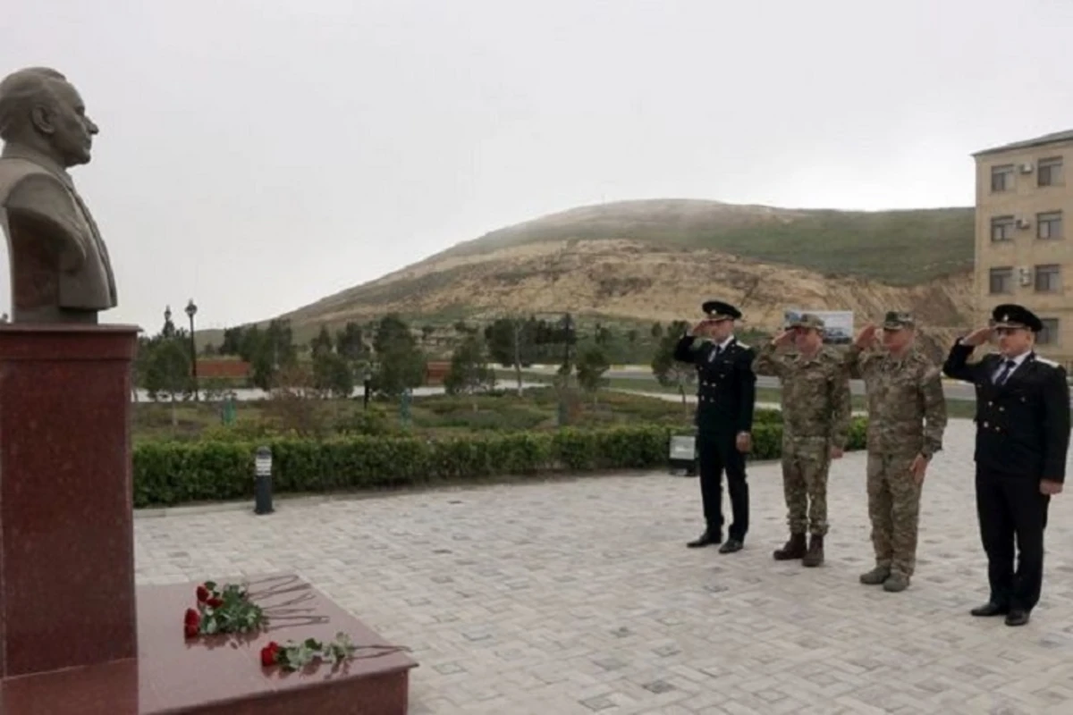Военная прокуратура и Cилы спецназначения провели мероприятие по случаю 100-летия Гейдара Алиева - ФОТО