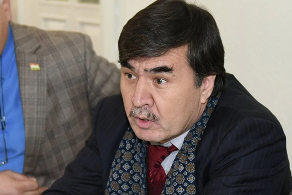 Politoloq: “Azərbaycan Tacikistanın su və enerji sektorlarının inkişafında mühüm rol oynaya bilər”