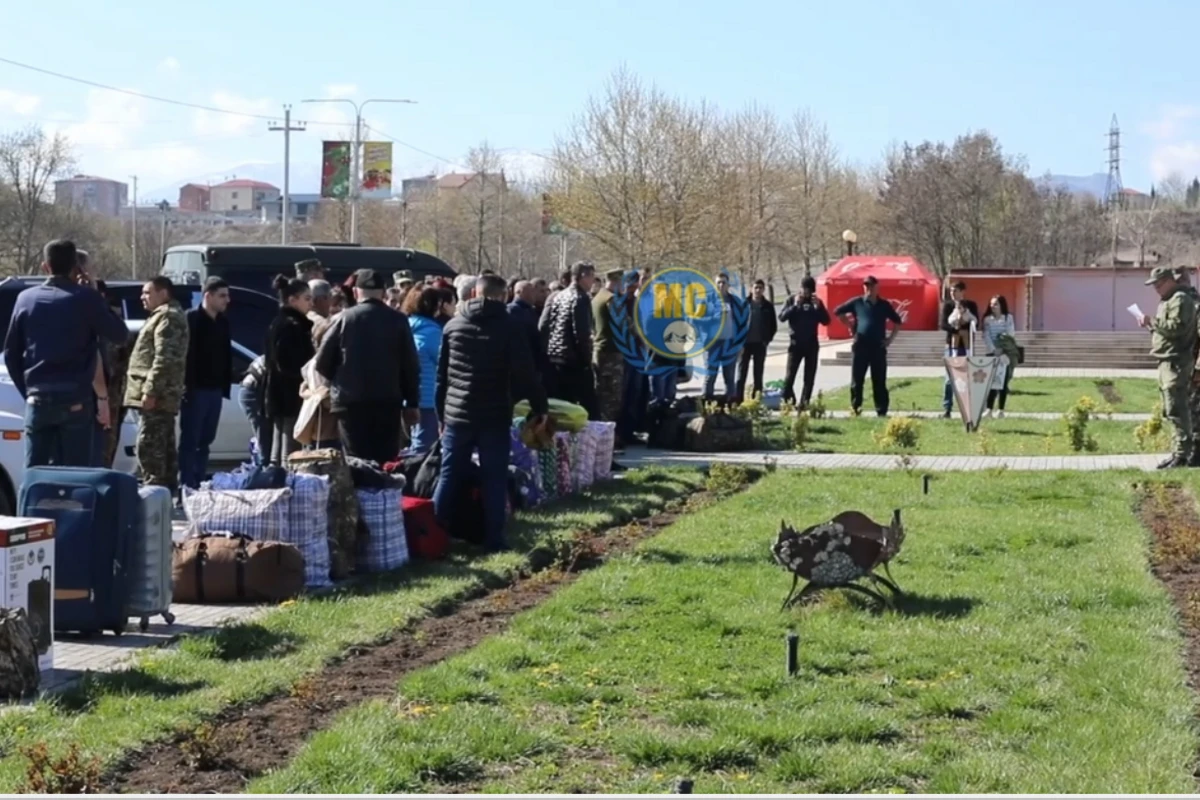 Rusiya sülhməramlıları öz vətəndaşlarını Qarabağdan çıxarıblar