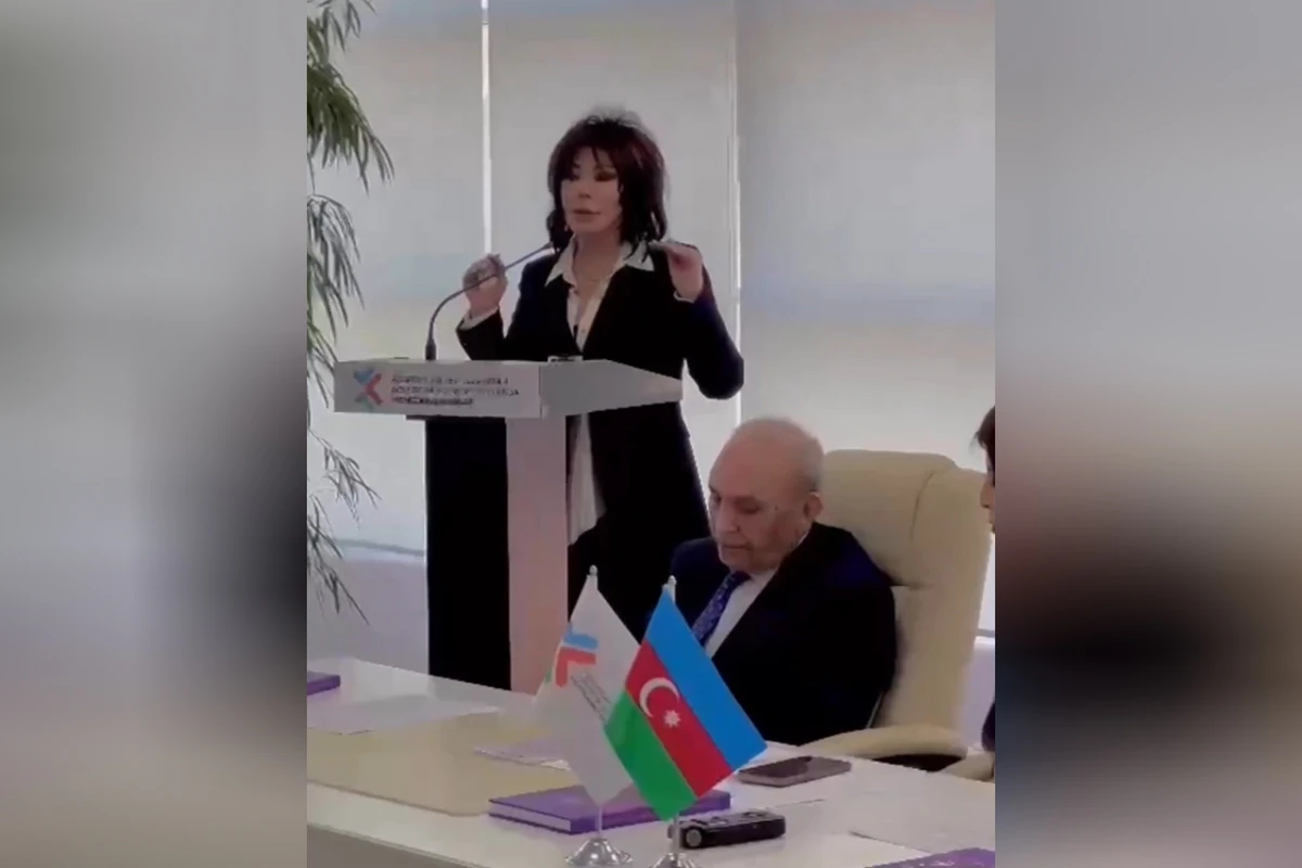 Bayağı mahnıların siyahısının təqdim edildiyi iclasda Brilliant Dadaşova da iştirak edib - VİDEO