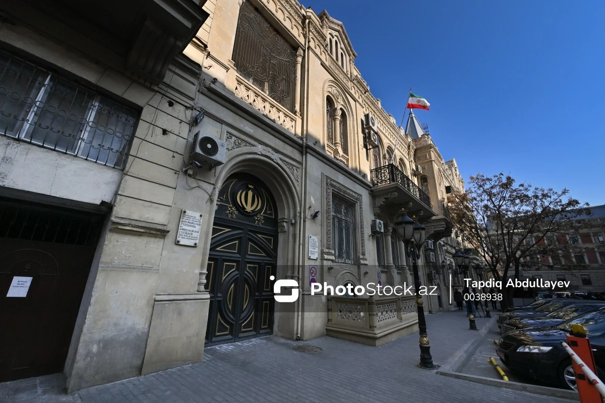 Arzuolunmaz şəxs elan edilən iranlı diplomatlar Azərbaycanı tərk ediblər