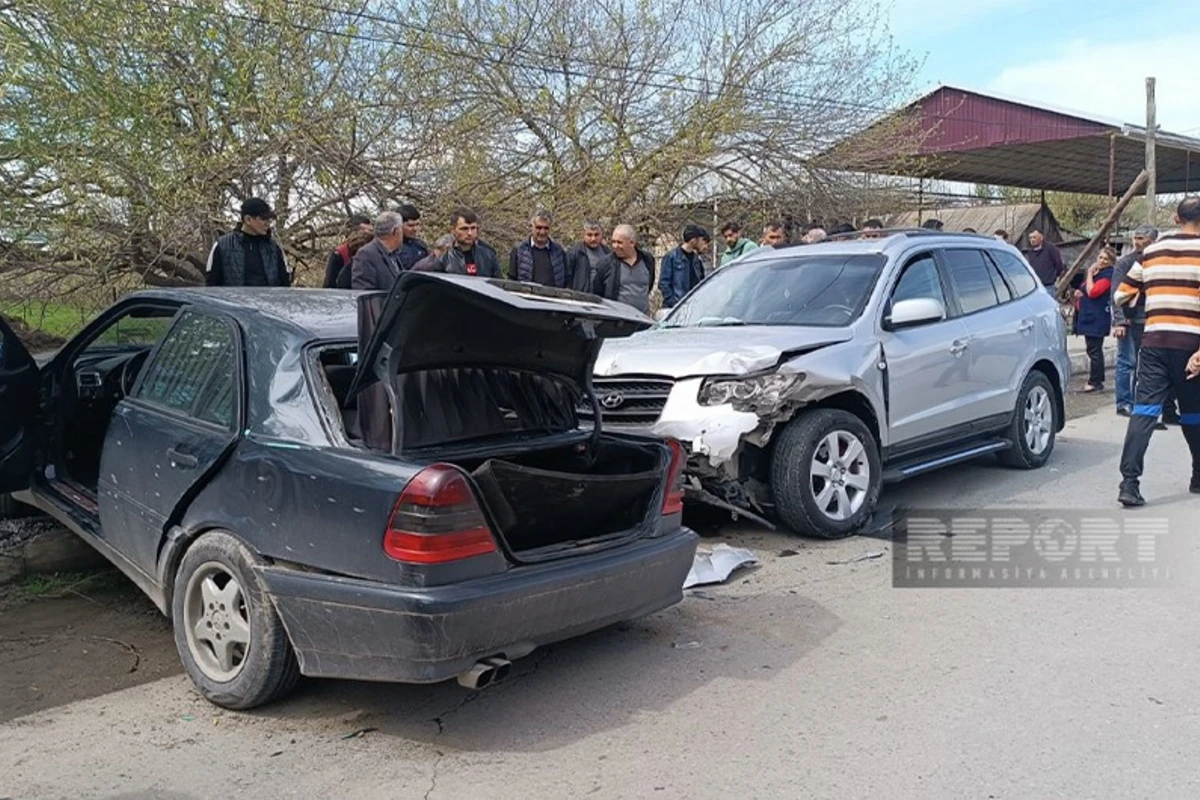 Tovuzda avtomobillər toqquşdu: Xəsarət alanlar var - FOTO