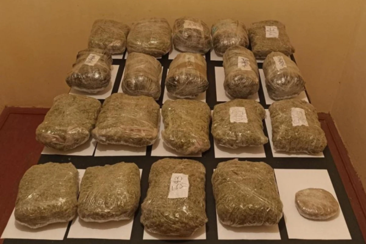 Azərbaycana 37 kilo narkotik keçirilməsinin qarşısı alındı - FOTO