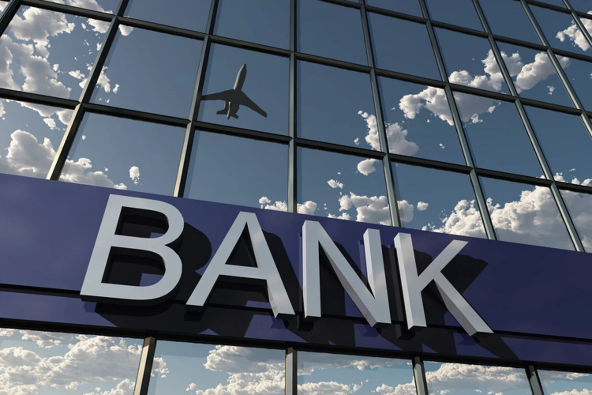 Bəzi banklar müştəriləri necə aldadır? - VİDEO