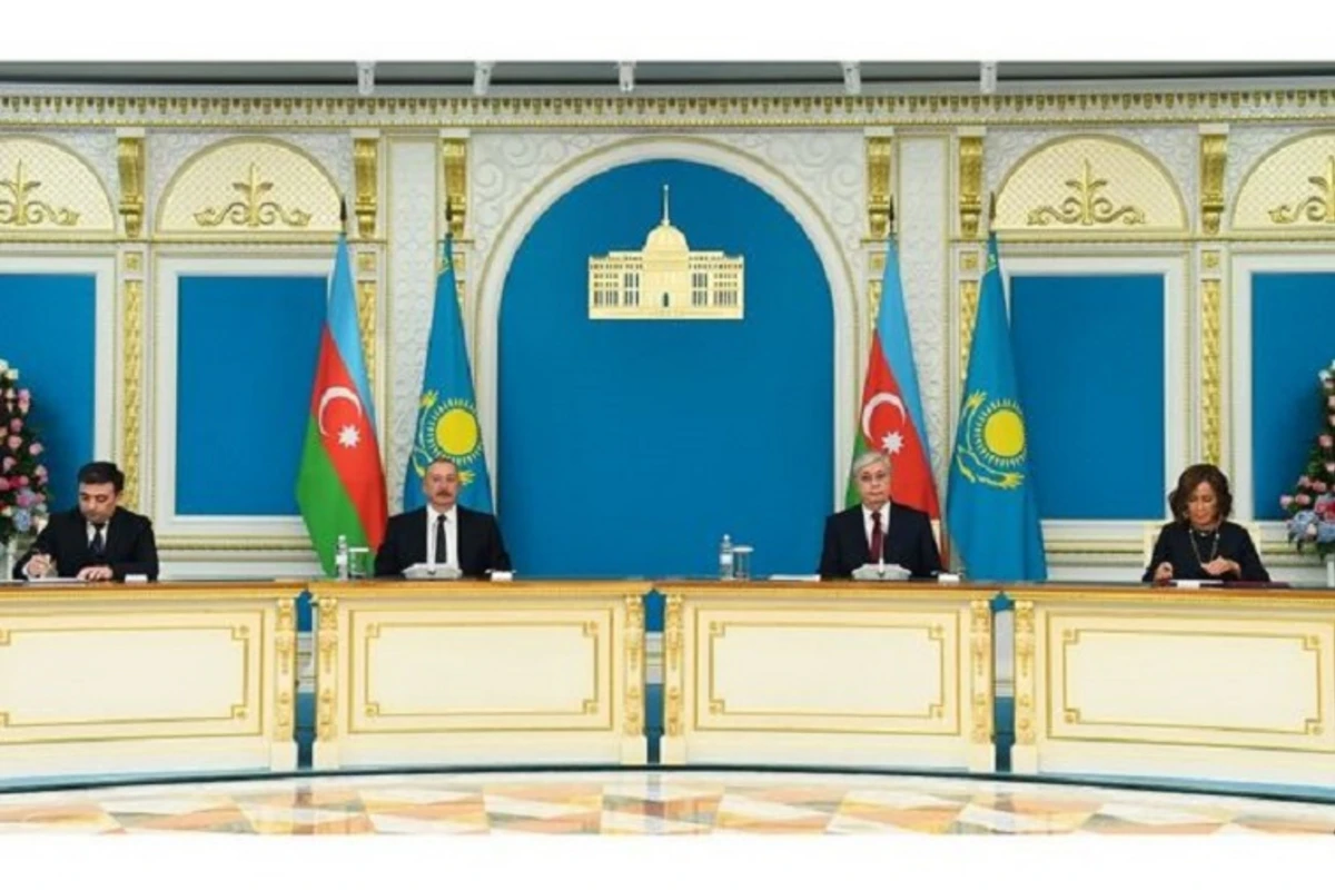 AZƏRTAC ilə Qazaxıstan Prezidentinin Teleradiokompleksi arasında əməkdaşlıq Memorandumu imzalanıb