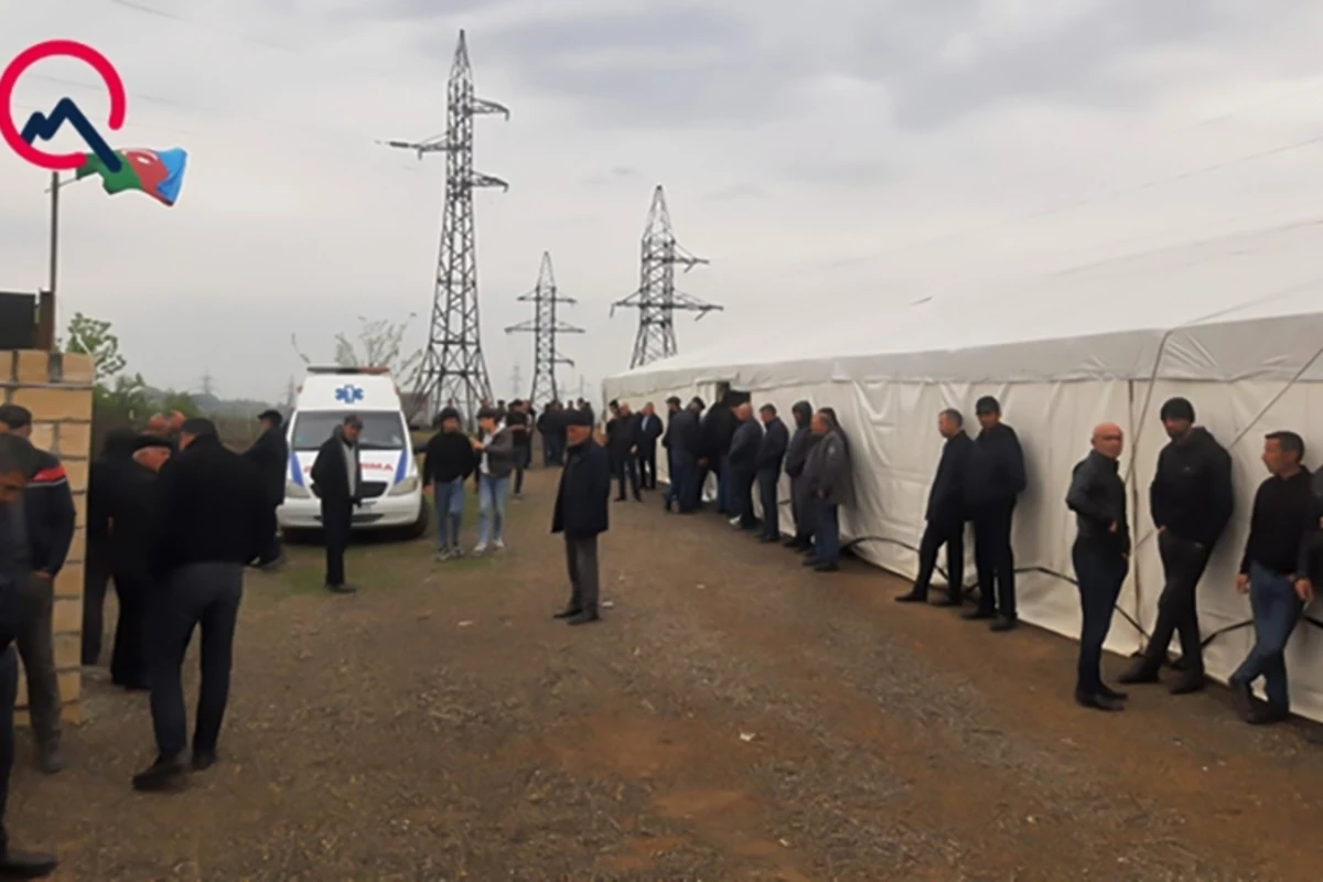 Şəhid Elşad Həsənovla vida mərasimi keçirilir