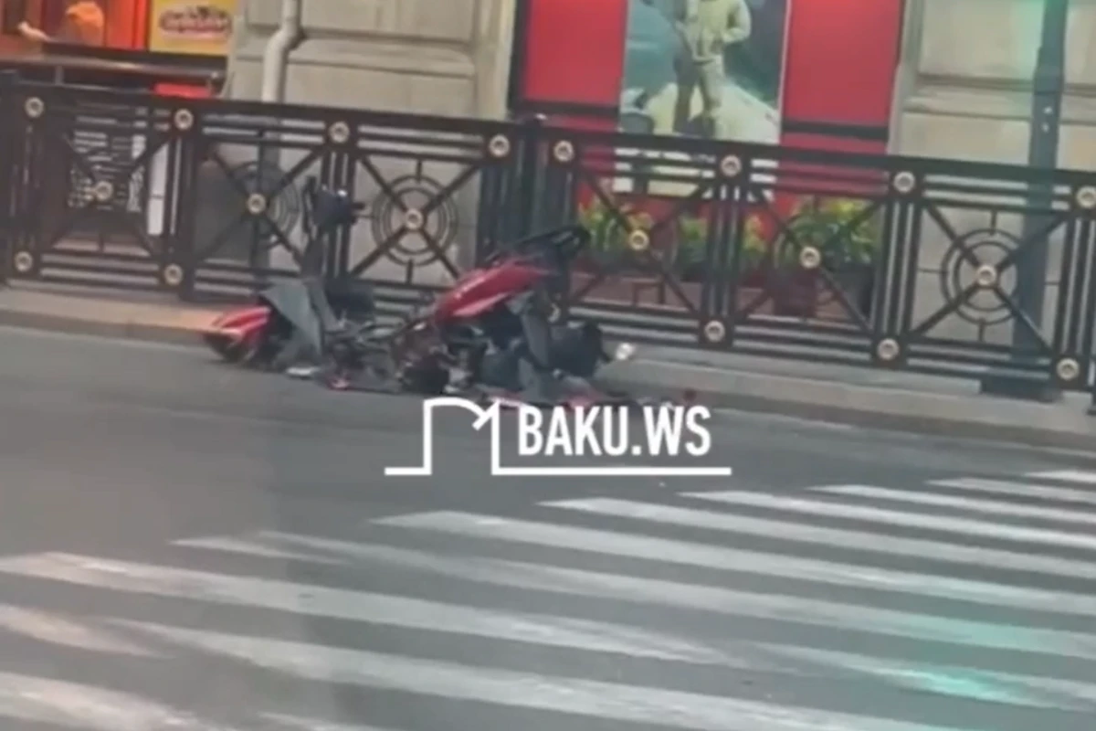 Motosiklet qəzadan sonra bu hala düşdü - VİDEO