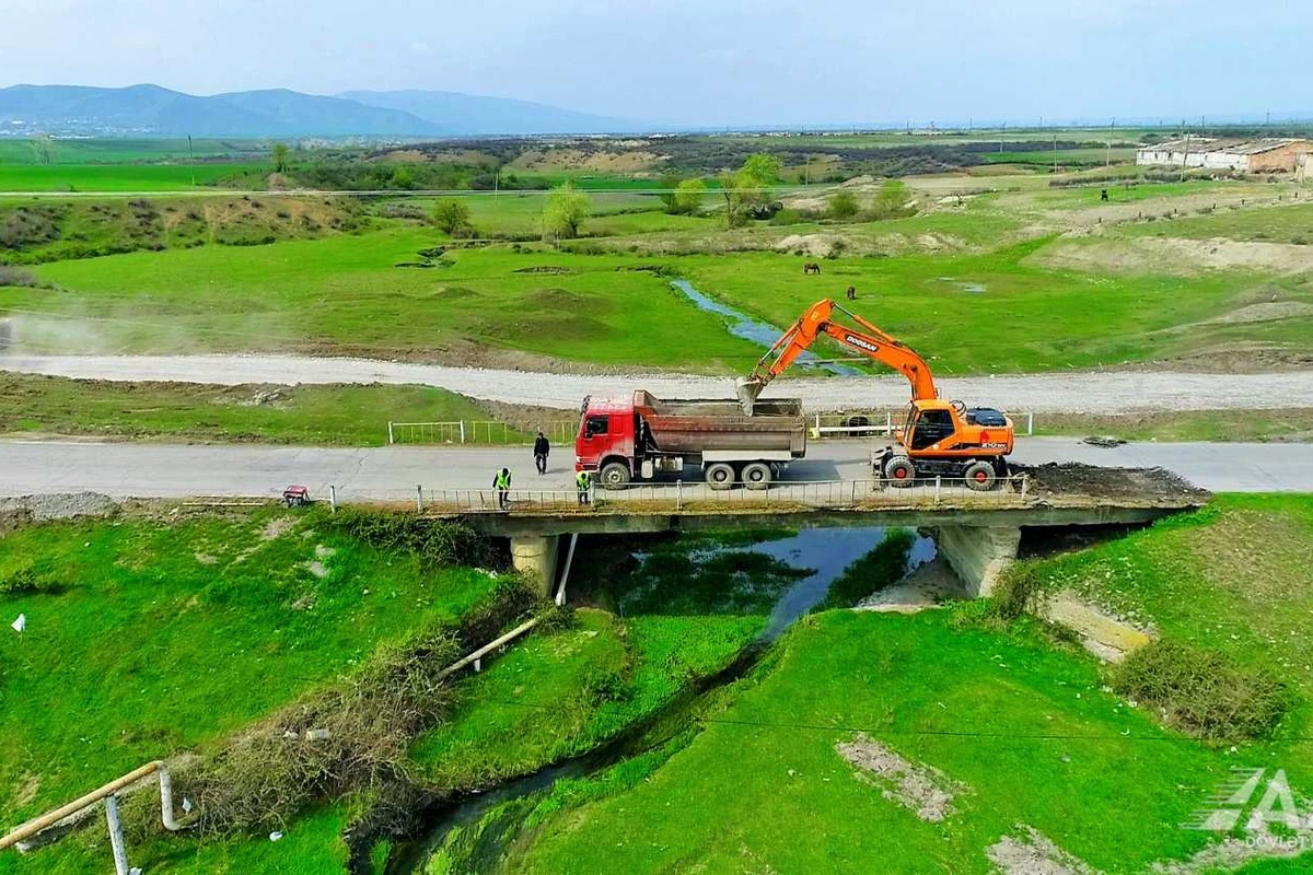 Yevlax-Zaqatala yolunun bir hissəsi yenidən qurulur - FOTO/VİDEO