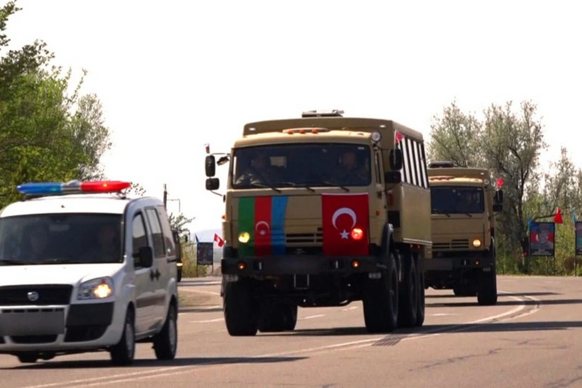 Azərbaycan hərbçiləri Türkiyədə təlimdə iştirak edəcək - FOTO