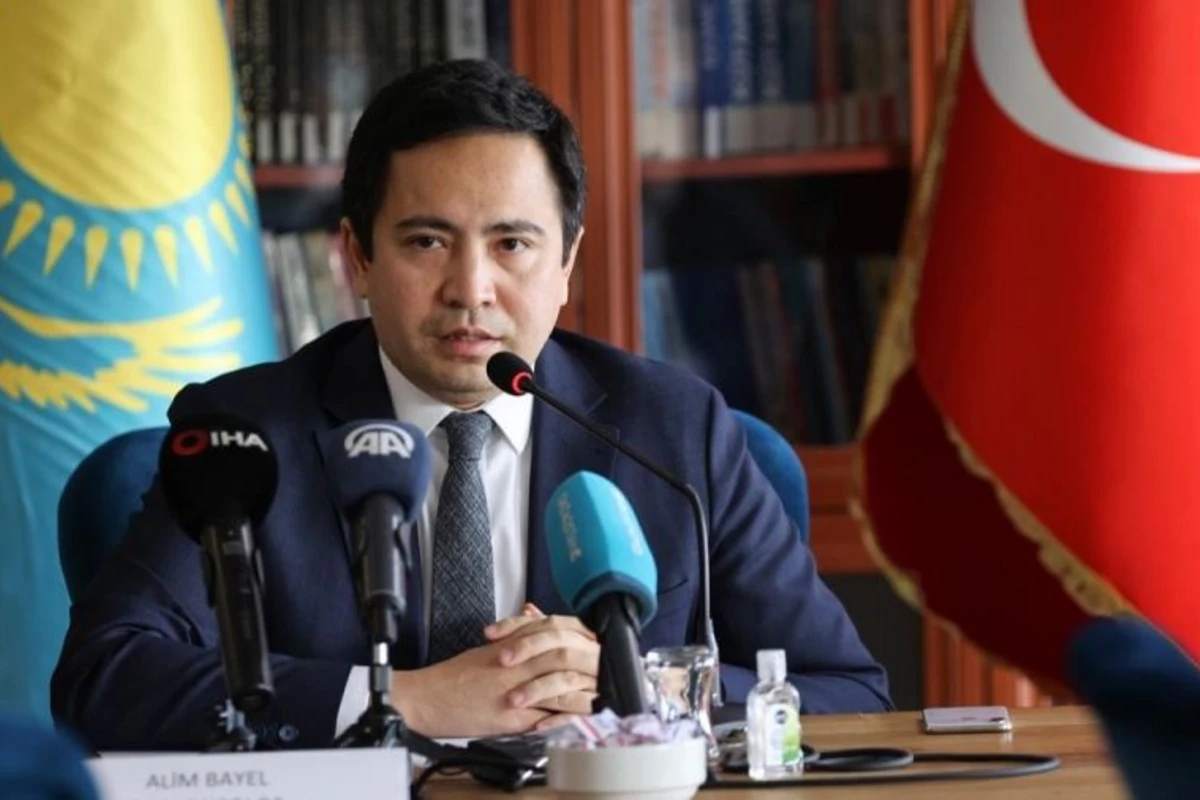 Qazaxıstan Azərbaycana yeni səfir təyin etdi