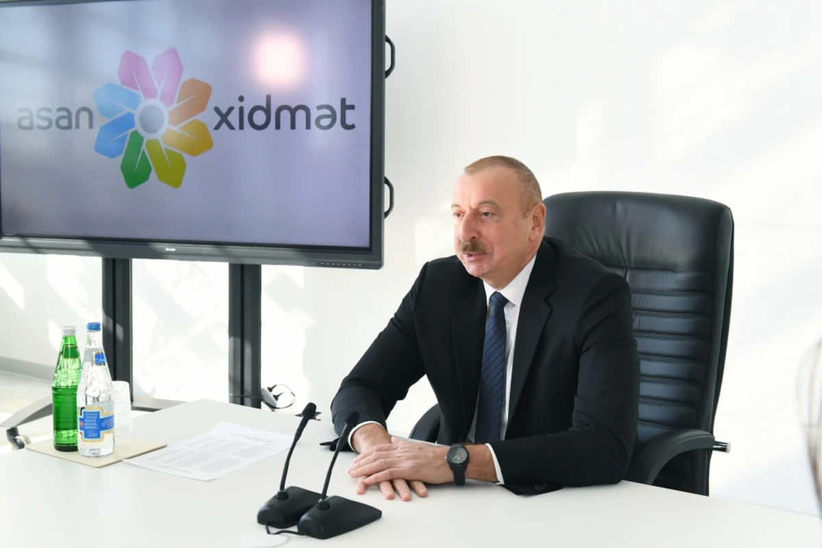 Ильхам Алиев принял участие в открытии в Сальяне Центра ASAN Xidmət