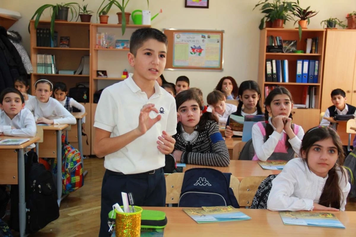 Məktəblilər Ramazan bayramında neçə gün evdə olacaqlar? - RƏSMİ