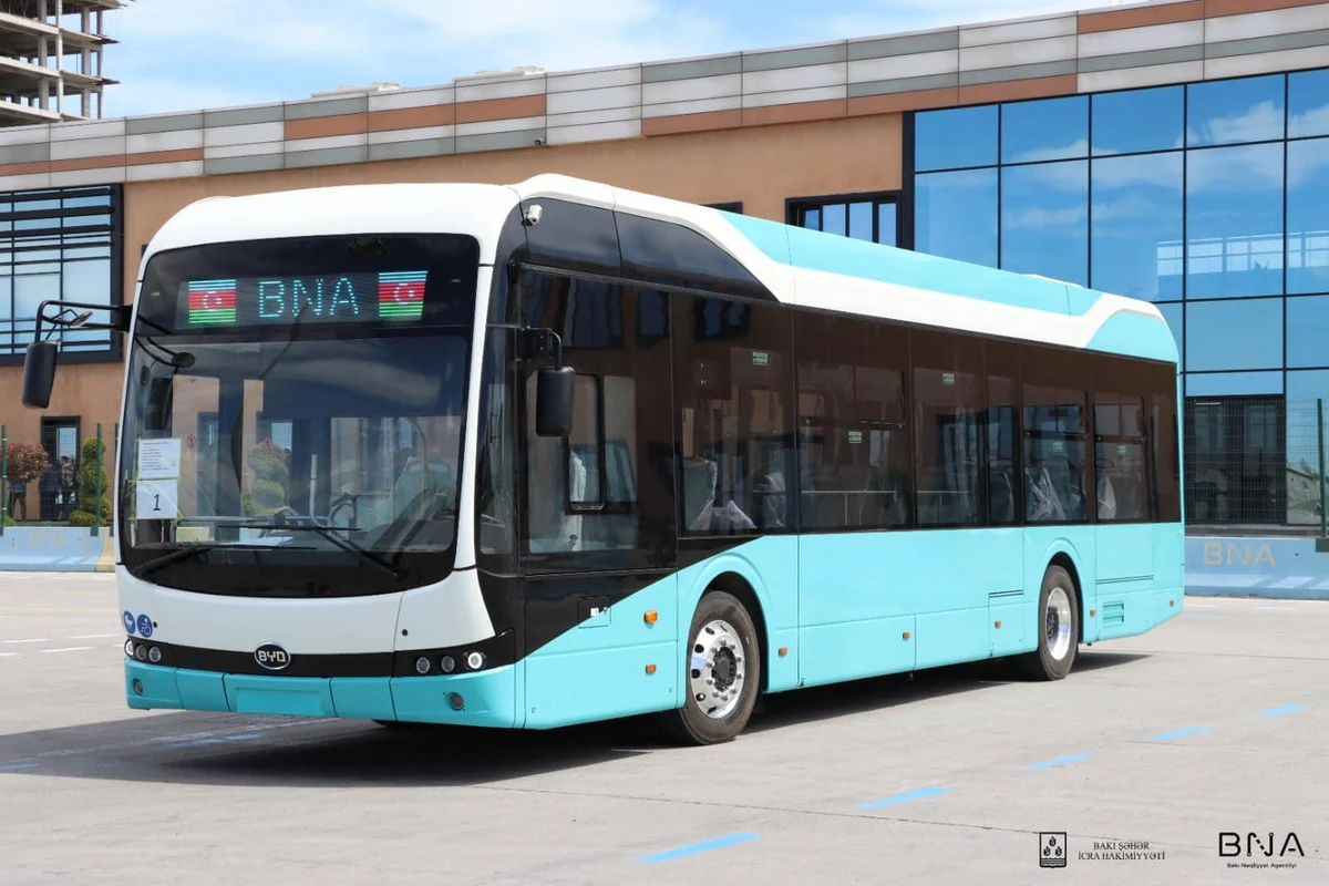 Bakıda İLK - Elektrik mühərrikli avtobus gətirildi - FOTO