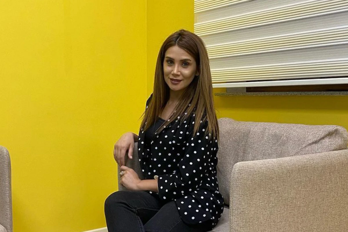 Azərbaycanlı aparıcı: Hər gün türk saytlarında məni söydürürlər - VİDEO