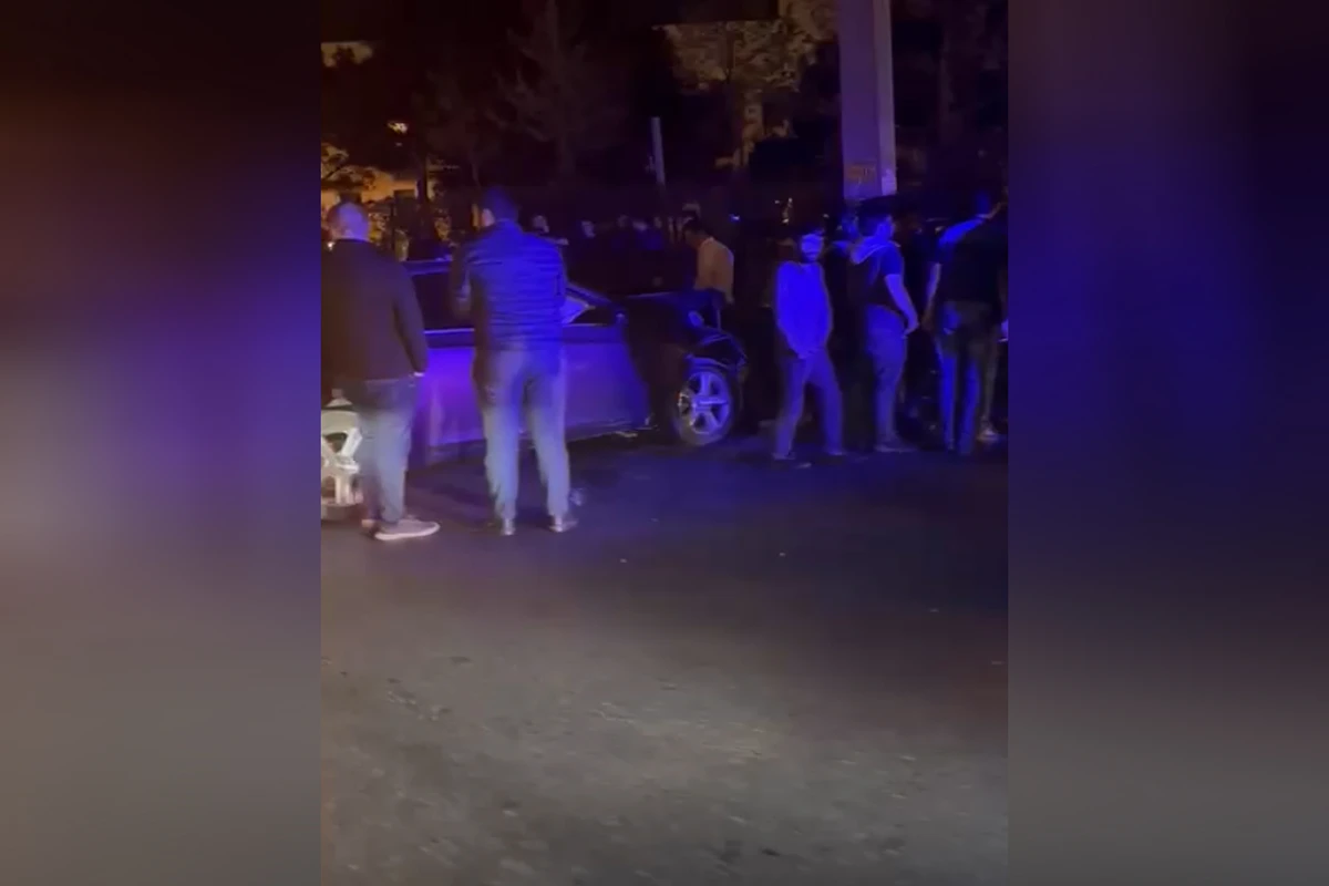 ДТП возле парка Деде Горгуда - ВИДЕО