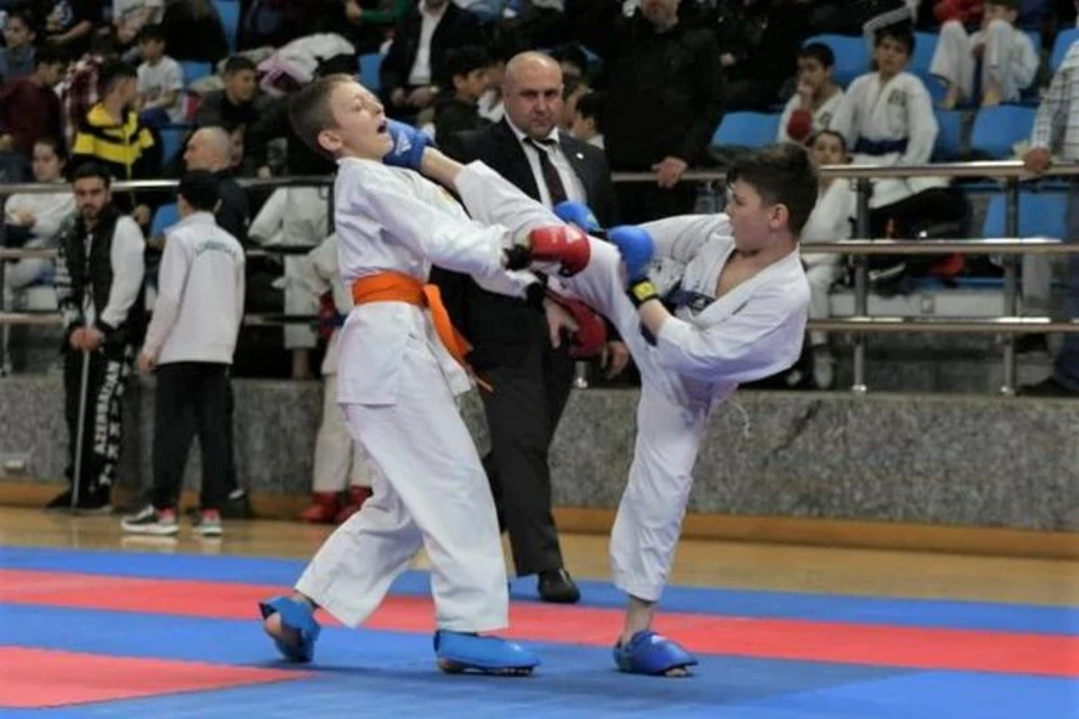FHN-in karate komandasının idmançıları uğur qazanıblar - FOTO