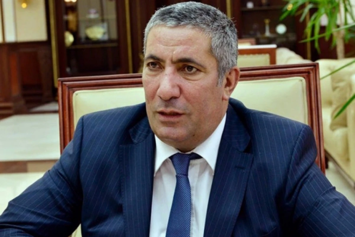 Siyavuş Novruzov: “Dələduzun birinə müsahibə vermək nəyə lazımdır?”