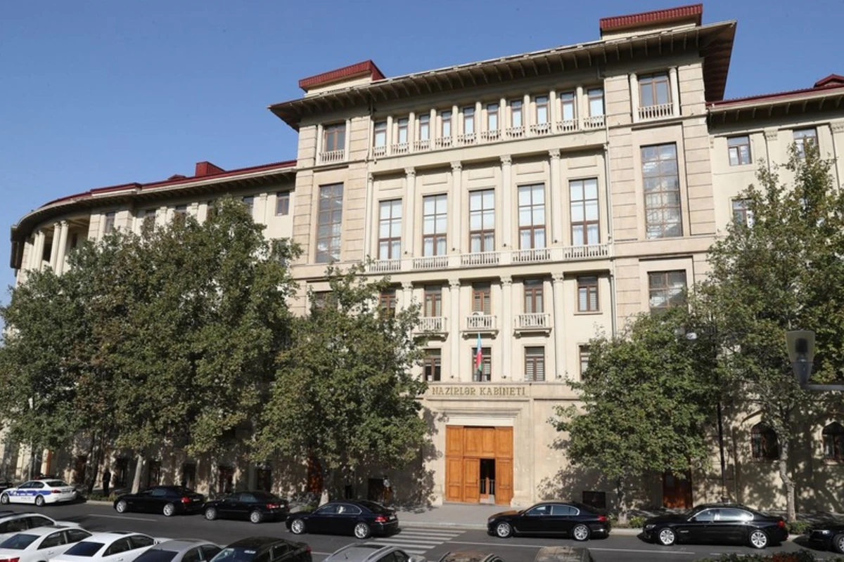 Yol hərəkətinin təşkili, tənzimlənməsi və təhlükəsizliyi üzrə Komissiya ləğv edilib