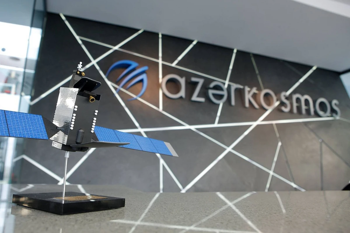Azerkosmos: Ведутся переговоры с ведущими международными компаниями о выводе на орбиту нового спутника