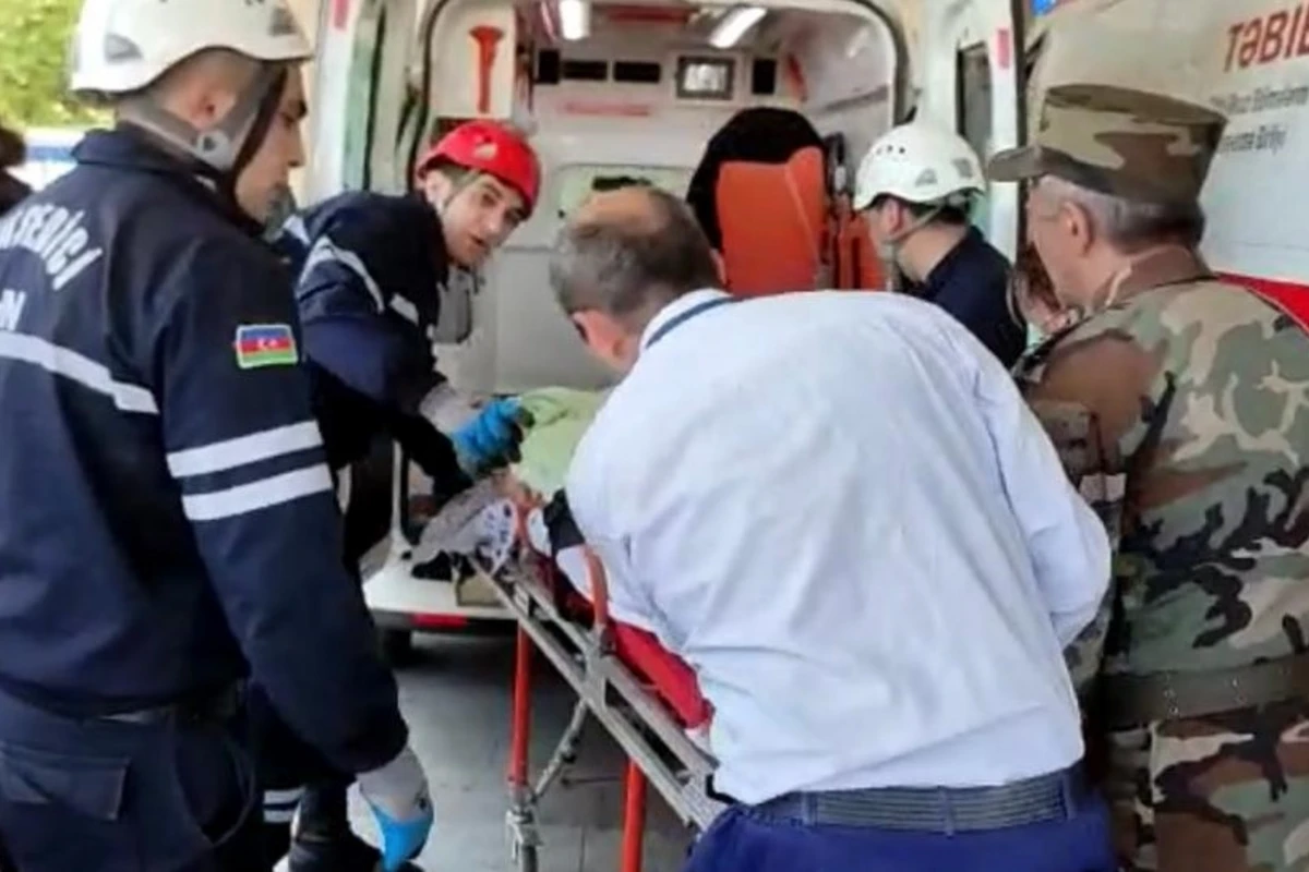 Gəncədə yanğın olan xəstəxanadan 148 nəfər təxliyə edilib - FOTO/VİDEO