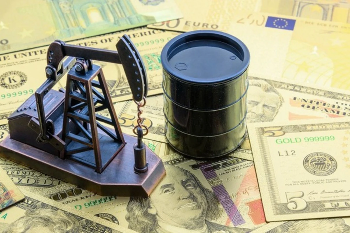 Азербайджанская нефть подешевела