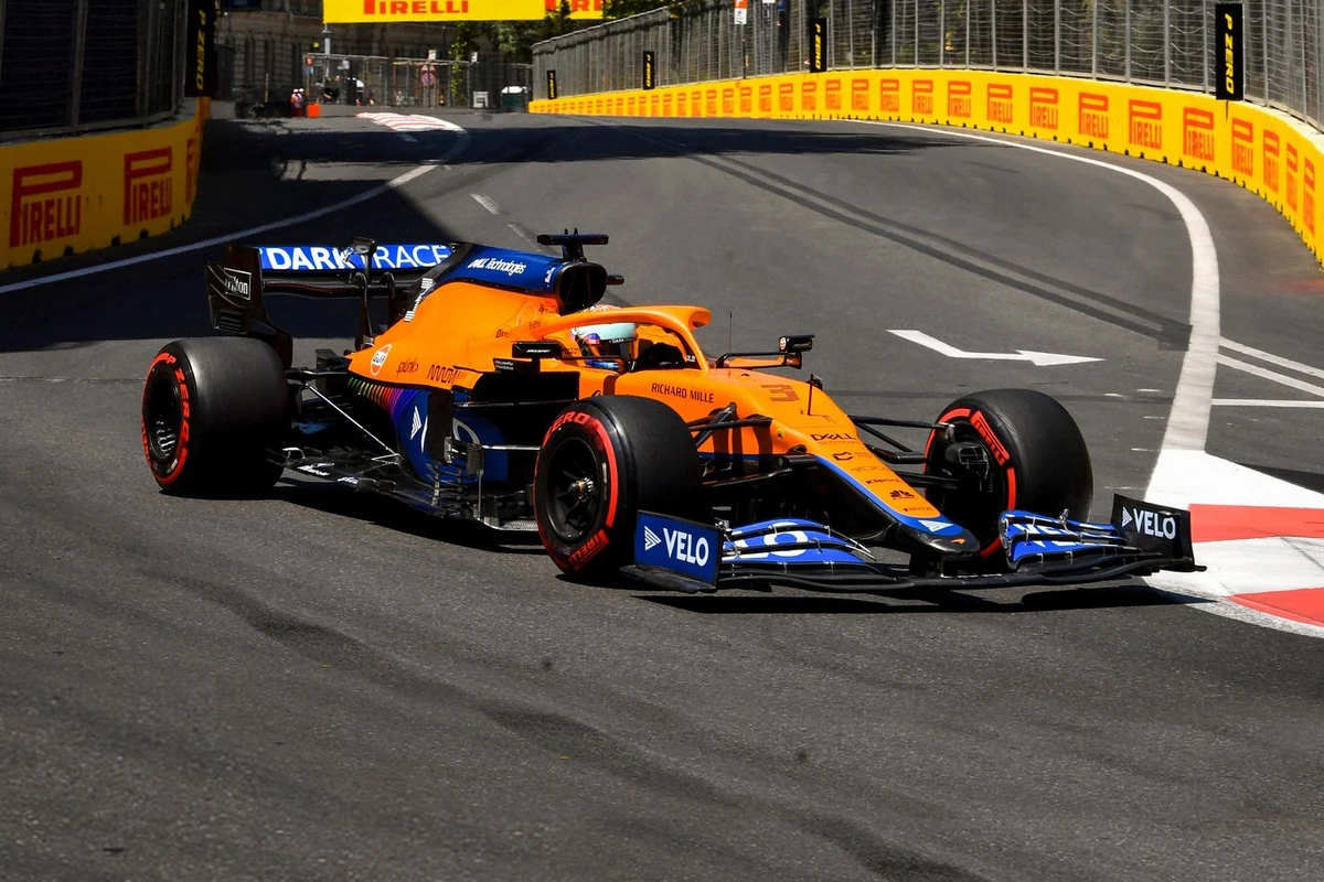 Гран-при Азербайджана: Ферстаппен завершил свободный заезд на первом месте - ОБНОВЛЕНО-1