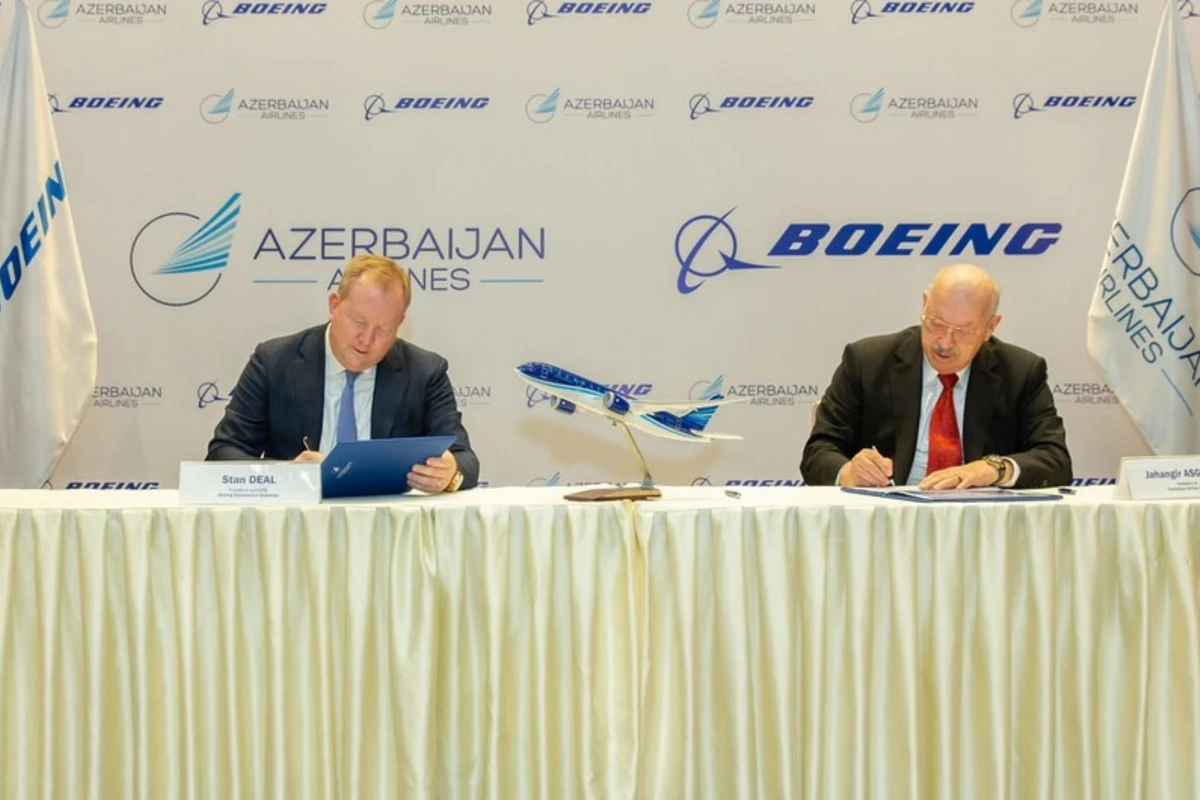 AZAL “Boeing”dən 8 ədəd “787-8 Dreamliner” təyyarəsi alır - FOTO AZAL “Boeing”dən 8 ədəd “787-8 Dreamliner” təyyarəsi alır - FOTO