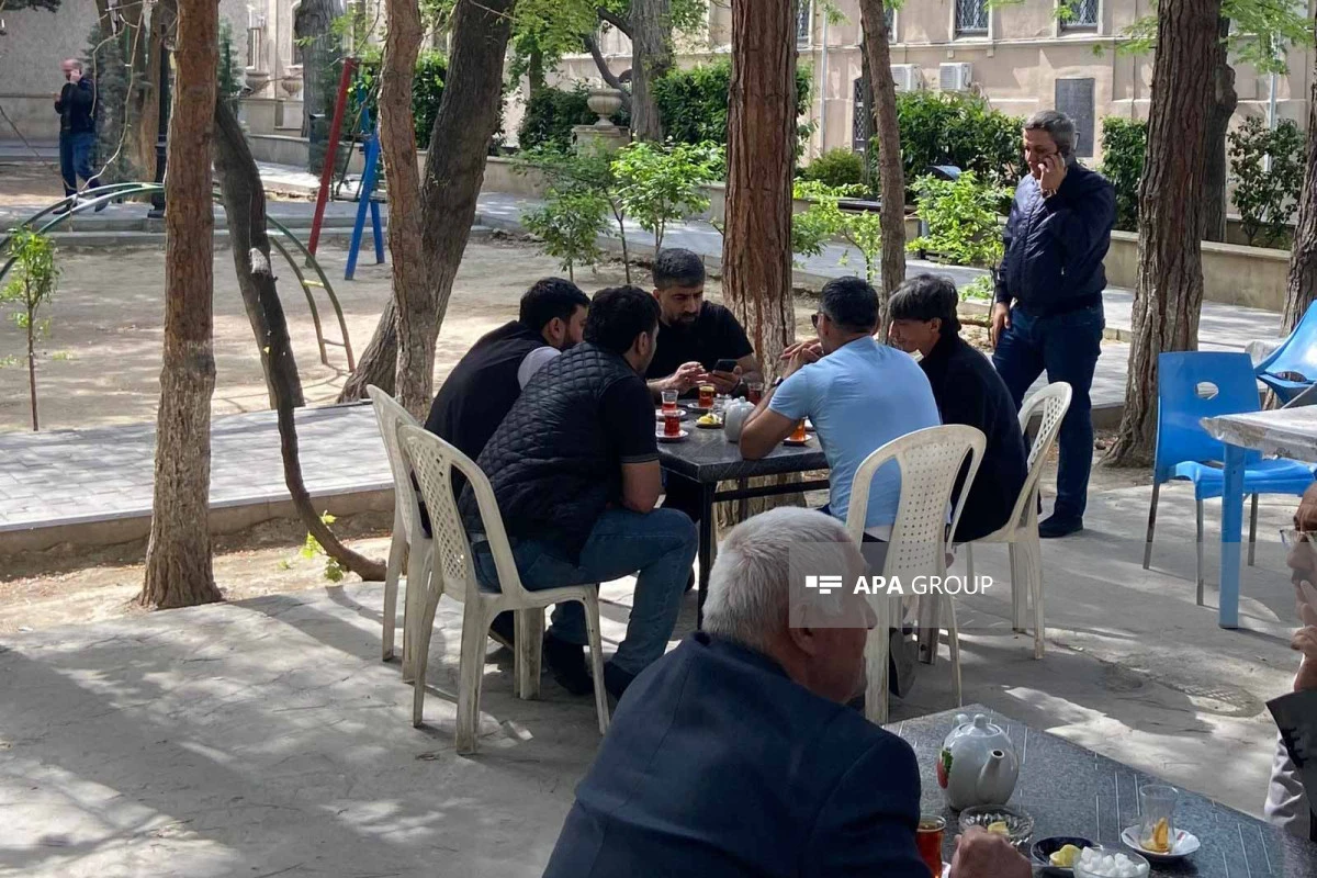Друзья Рашада Даглы пришли в суд - ФОТО