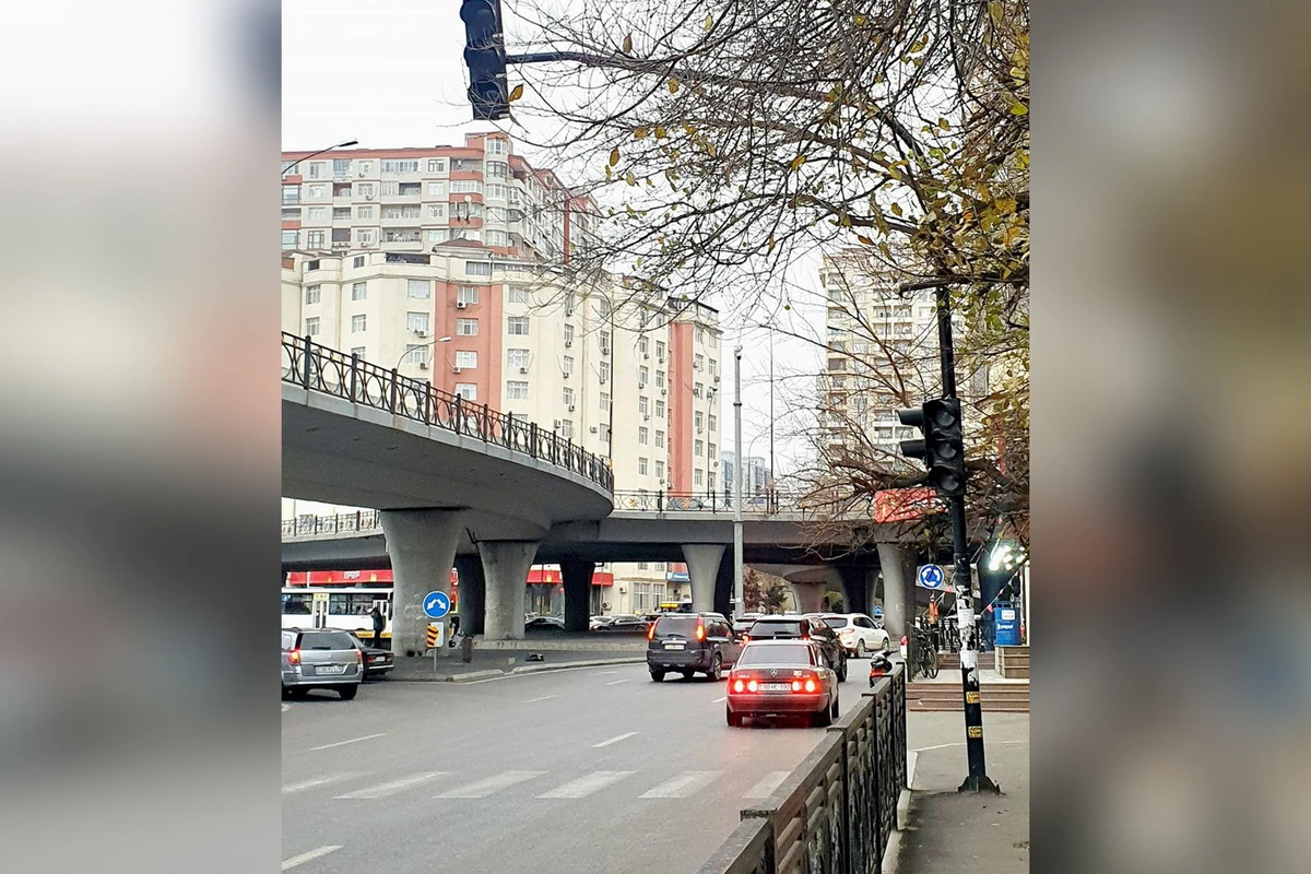 3-cü mikrorayon dairəsində işləməyən işıqfor nə vaxt düzələcək? - AÇIQLAMA - FOTO