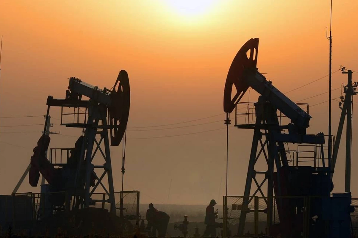 Азербайджанская нефть подешевела