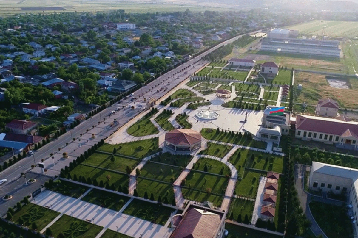 Füzuli rayonunun Pirəhmədli kəndinin təməli qoyulub