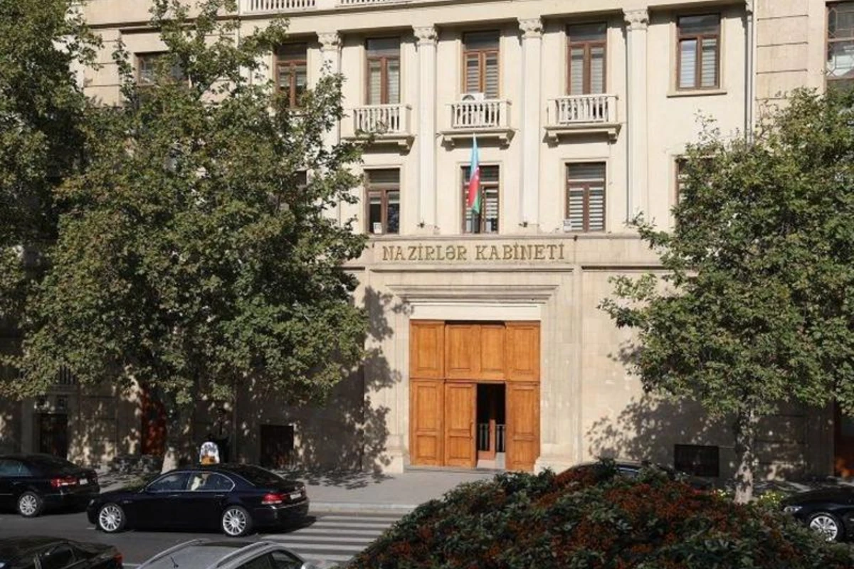 В Кабмине состоялось открытие барельефа великого лидера Гейдара Алиева