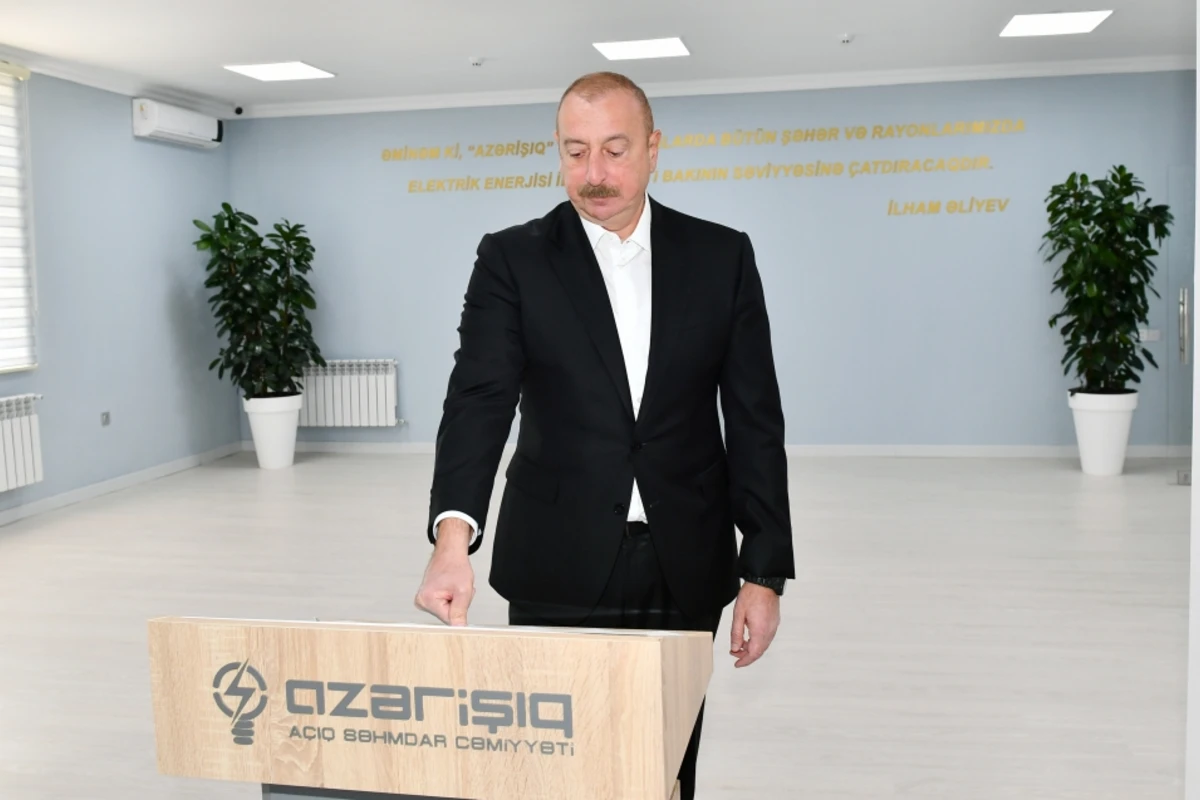 İlham Əliyev Şuşa Elektrik Şəbəkələrinin İnnovativ Texnologiyalar Mərkəzinin açılışını edib - YENİLƏNİB - FOTO
