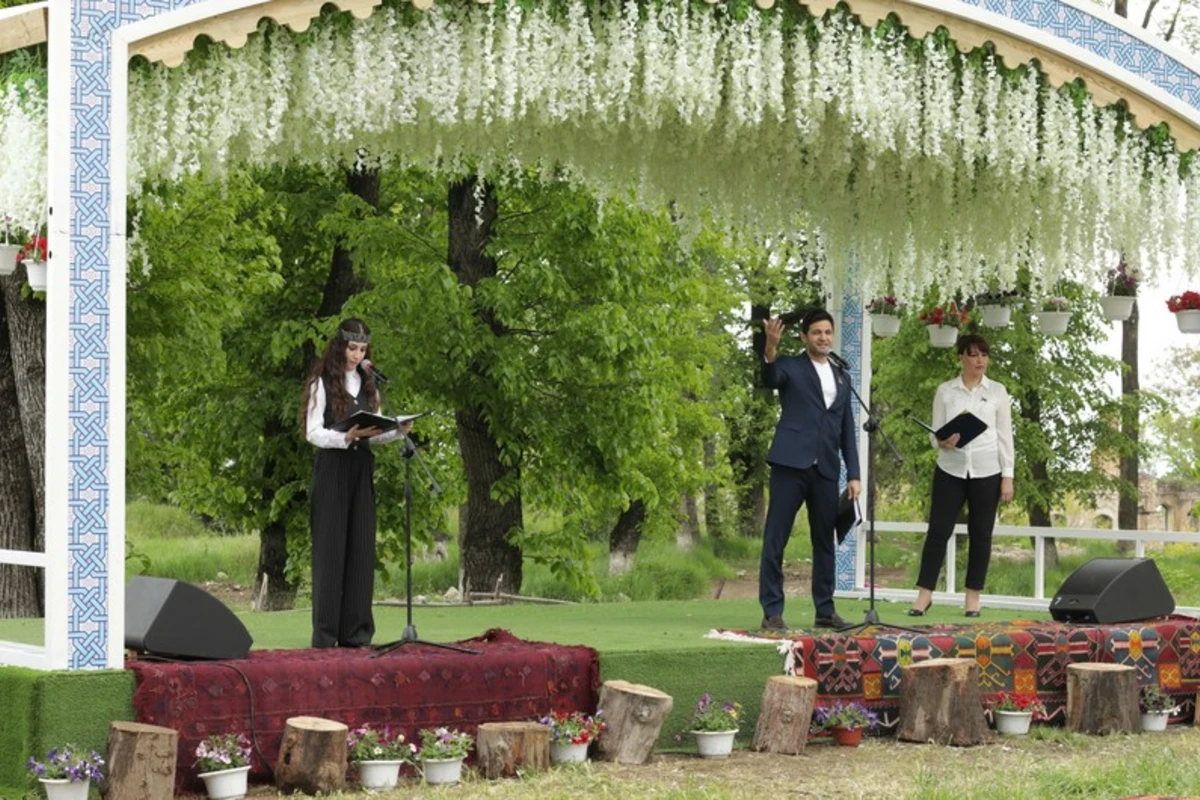 “Xarıbülbül” Beynəlxalq Musiqi Festivalı başlayıb - FOTO