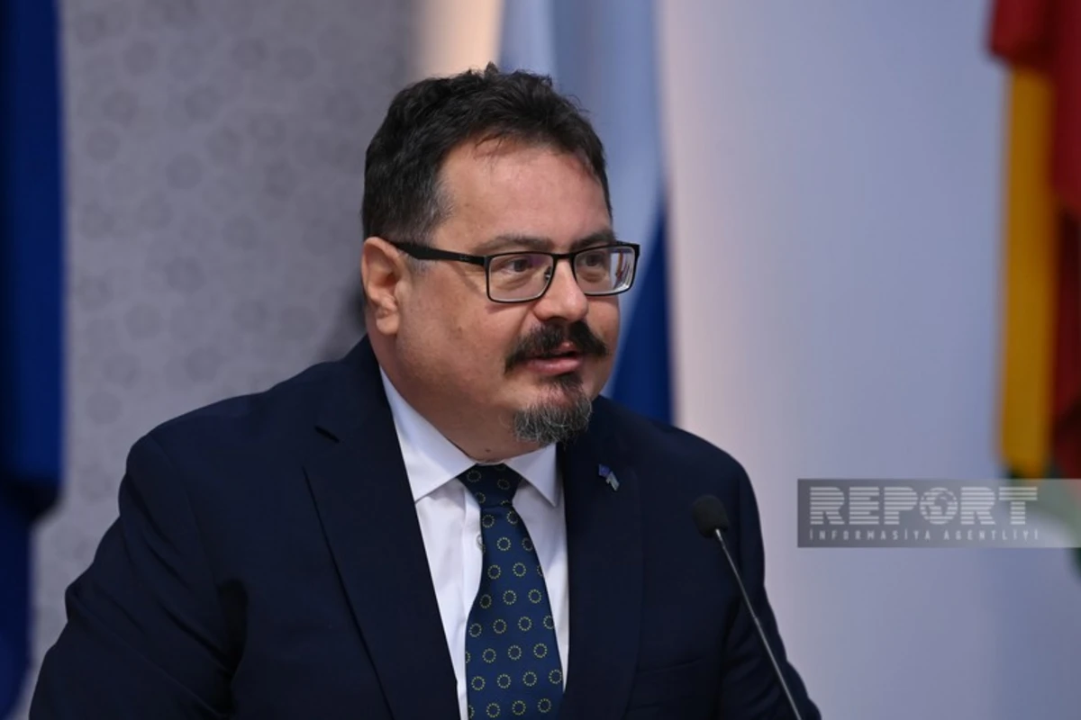 Peter Mixalko Heydər Əliyevin 100 illik yubileyi münasibətilə paylaşım edib