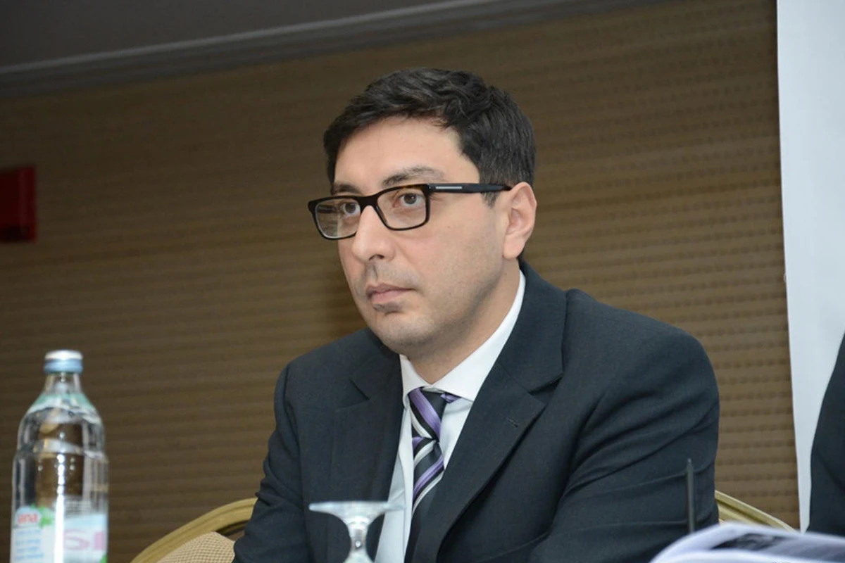 “Övladlarımın təhsilindən tam razı deyiləm” - Nazir