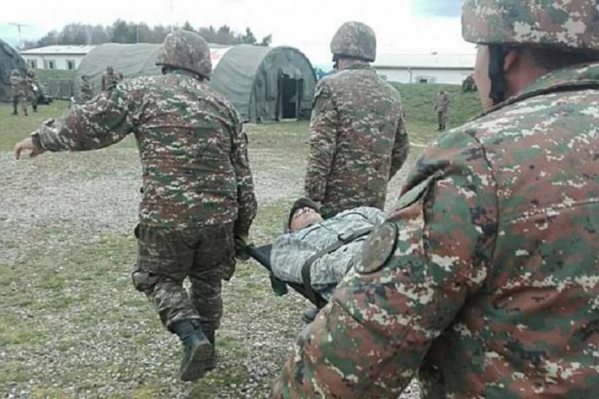 Минобороны Армении: Двое армянских военнослужащих ранены