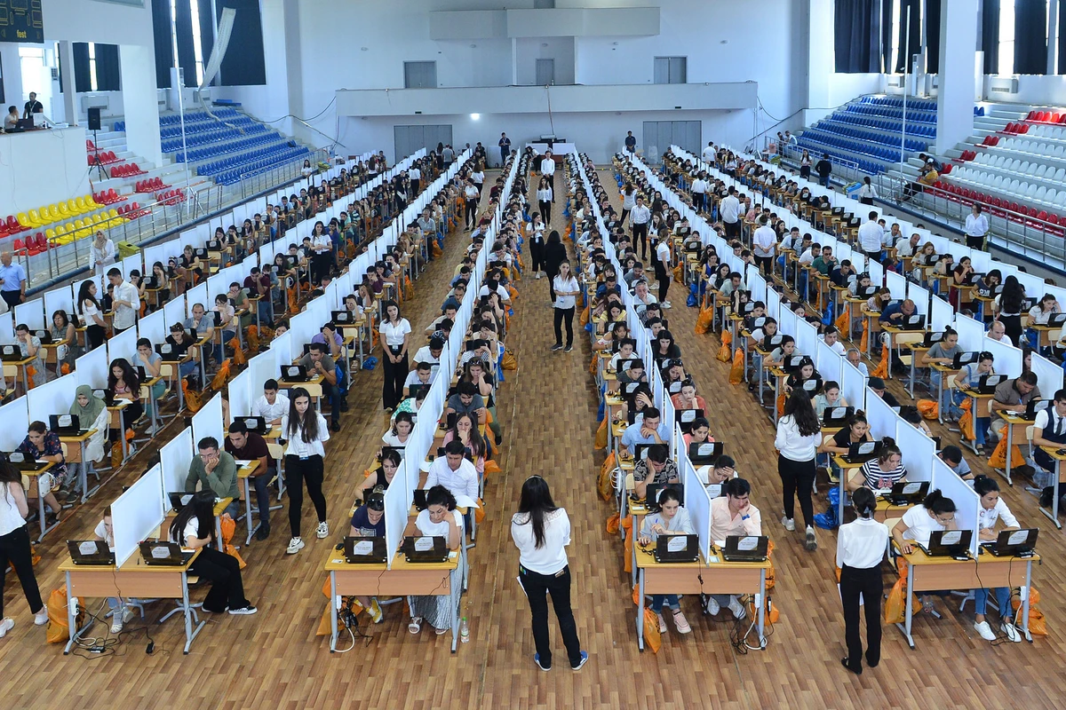 Azərbaycanda bu şəxslər də sertifikatlaşdırmadan keçəcəklər Azərbaycanda bu şəxslər də sertifikatlaşdırmadan keçəcəklər
