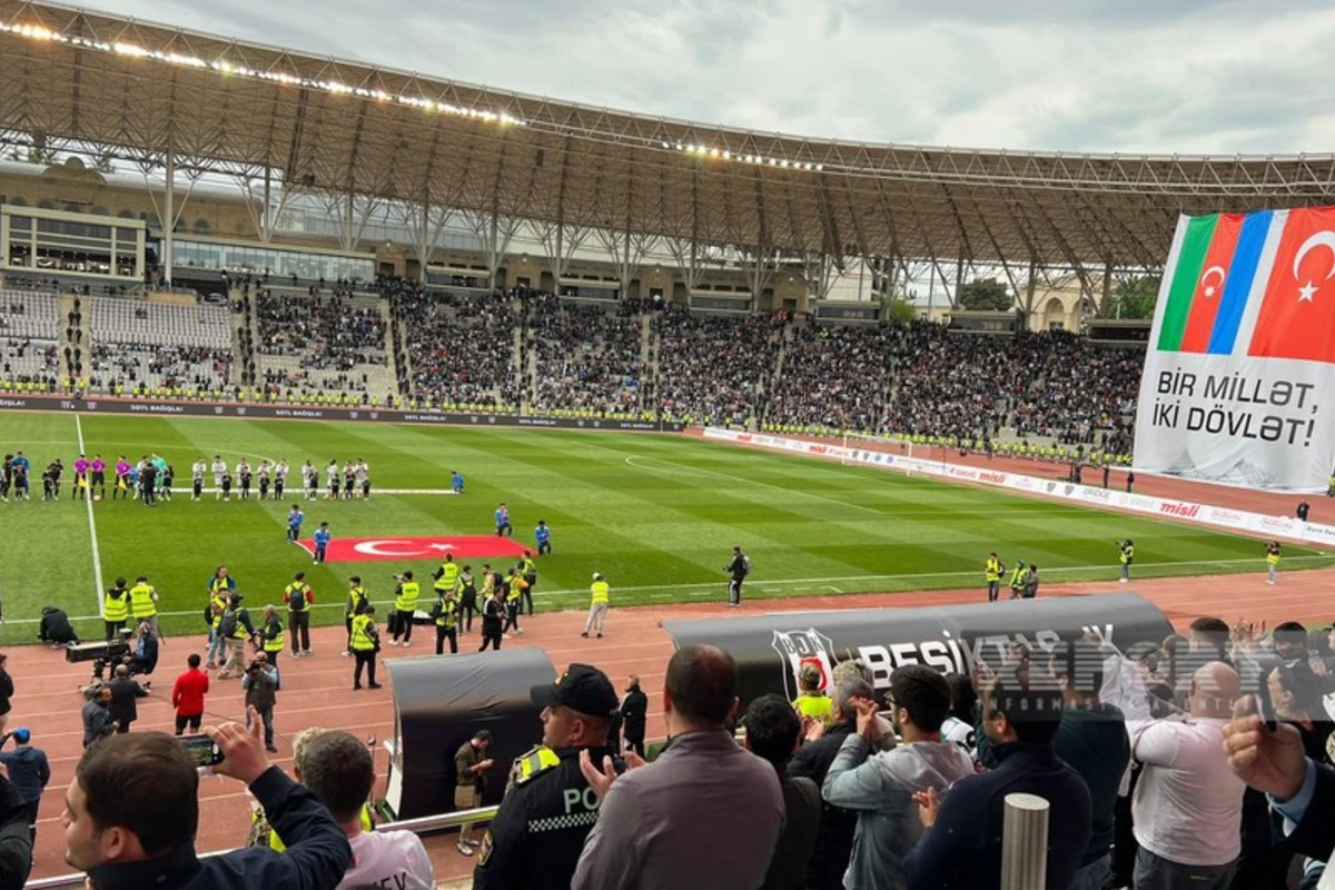 Sabah - Beşiktaş oyununda anlamlı jest edilib