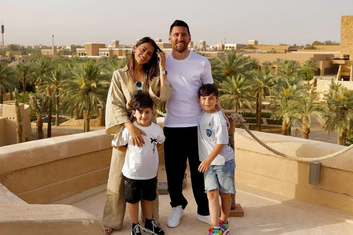 Messi yenə Səudiyyəyə səfər etdi - FOTO