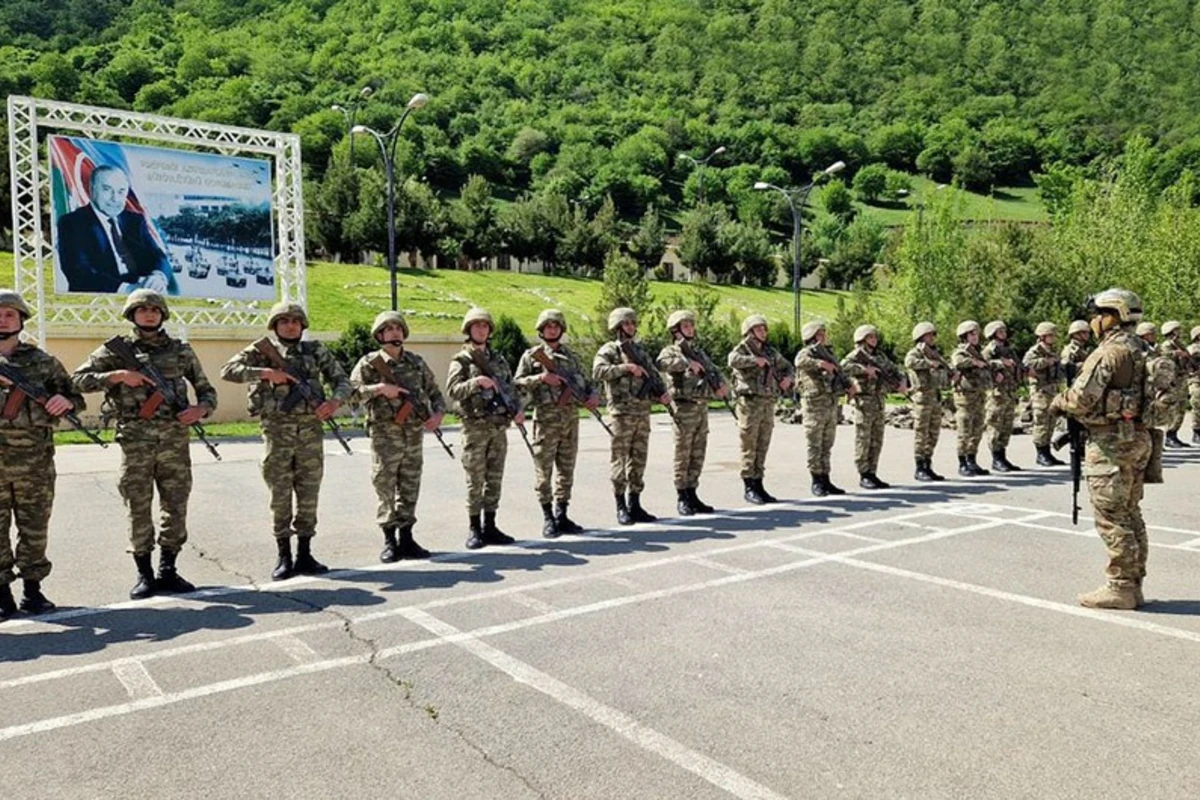 Azərbaycan Ordusunda hərbi vəzifəlilərin növbəti təlim toplanışı keçirilir - FOTO