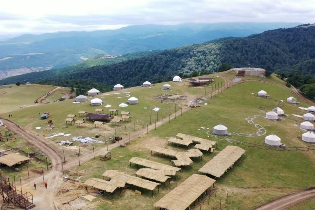 “Yaylaq Festivalı” ərazisində əxlaqsızlıq yuvası yaratdı, cəzalandırıldı “Yaylaq Festivalı” ərazisində əxlaqsızlıq yuvası yaratdı, cəzalandırıldı